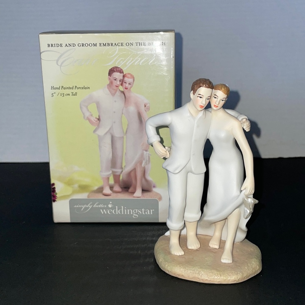 Wedding Cake Topper Bride Groom Embrace On The Beach Wedding Anniversary Decor